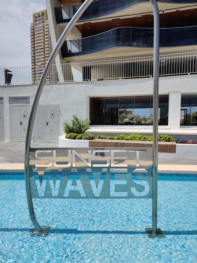 Sunset Waves Golden Apartments Benidorm Bagian luar foto